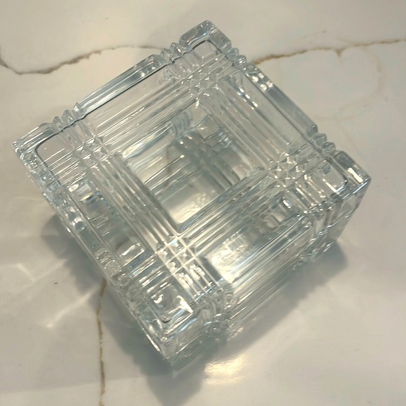 Salt River Stunning Cut Glass Crystal Trinket Box w/Removable Lid Geo Pattern - Picture 3 of 5